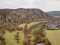 Ein 26-jähriger Mann ist beim Klettern am Rotenfelsmassiv bei Bad Münster in die Tiefe gestürzt und gestorben. (Symbolbild) - Foto: Thomas Frey/dpa