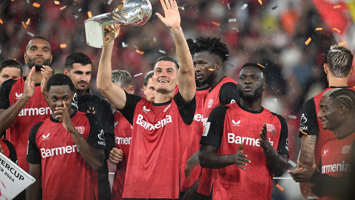 Mit seinem verschossenen Elfmeter besiegelte VfB-Stürmer Silas die unglückliche Supercup-Niederlage in Leverkusen.   - Foto: Bernd Thissen/dpa
