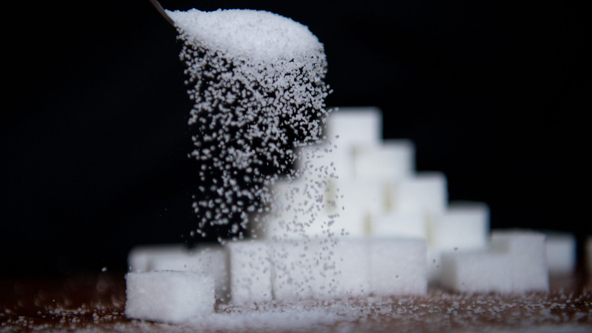 Die Zuckerzufuhr bei Kindern und Jugendlichen sinkt seit 2010 kontinuierlich, liegt aber laut Studien immer noch über der von der Weltgesundheitsorganisation (WHO) empfohlenen Menge. (Symbolfoto) - Foto: Melissa Erichsen/dpa