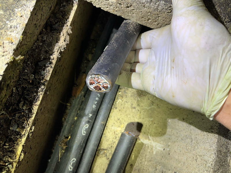 POL-AC: Kupferdiebstahl an Bahngleisen - Tatverdächtige auf frischer Tat er-tappt - Foto: presseportal.de