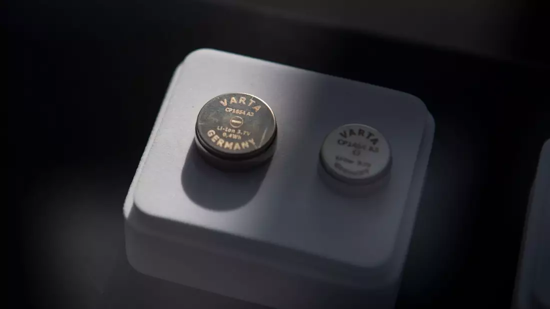 Lithium-Ionen-Batterien verschafften Varta einen Boom. (Archivbild) - Bild: Marijan Murat/dpa