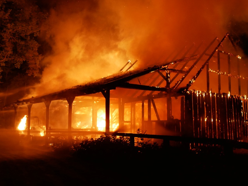 FW Celle: Scheunenbrand in Altencelle - 1. Lagemeldung 3:00 Uhr! - Foto: presseportal.de