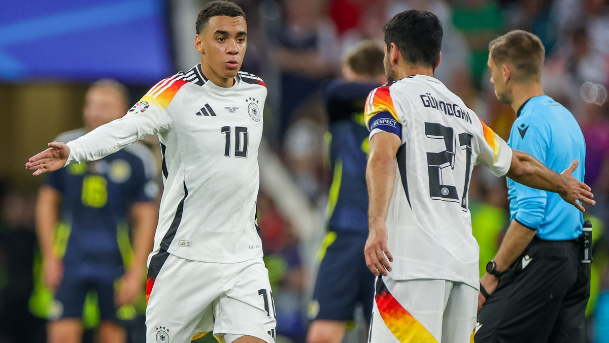 Jamal Musiala hat sich bei Ilkay Gündogan nach dessen Rücktritt aus der Nationalmannschaft bedankt. (Archivbild) - Foto: Christian Charisius/dpa