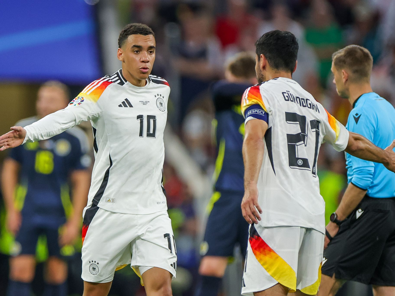 Jamal Musiala hat sich bei Ilkay Gündogan nach dessen Rücktritt aus der Nationalmannschaft bedankt. (Archivbild) - Foto: Christian Charisius/dpa