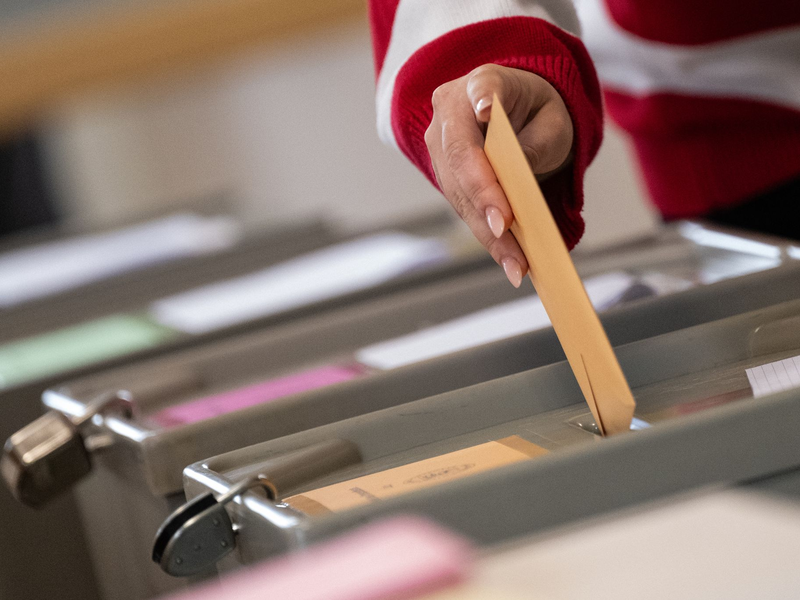 Eine Umfrage zur Landtagswahl sagt in Sachsen und Thüringen zweistellige Wert für das BSW voraus. (Foto: Ilustration) - Foto: Marijan Murat/dpa