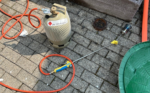 POL-PDKL: Hausdämmung fängt Feuer - Foto: presseportal.de