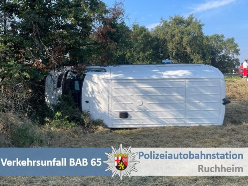 POL-PDNW: Polizeiautobahnstation Ruchheim: Sekundenschlaf und Einfluss von THC führt zu Verkehrsunfall auf der BAB 65 - Foto: presseportal.de