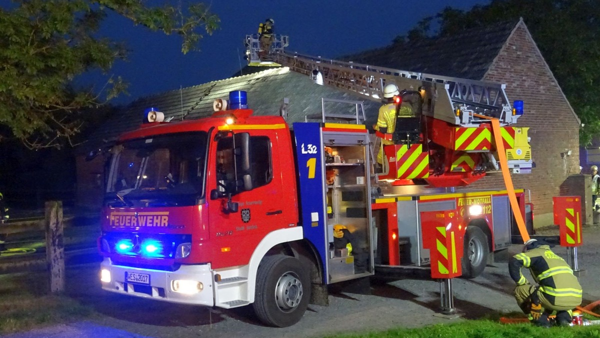 FW Xanten: Überörtliche Unterstützung und ausgelöster Heimrauchmelder - Foto: presseportal.de