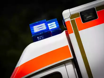 14-jährige Reiterin wird von Traktor überrollt und tödlich verletzt. (Symbolfoto) - Foto: Moritz Frankenberg/dpa