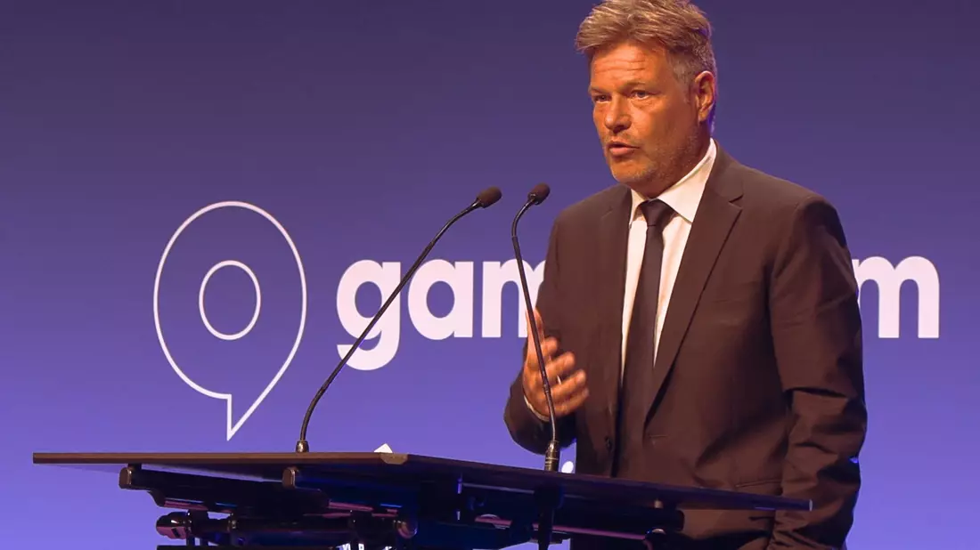 Bundeswirtschaftsminister Robert Habeck (Grüne) bei der Gamescom 2023. - Bild: Sascha Thelen/dpa