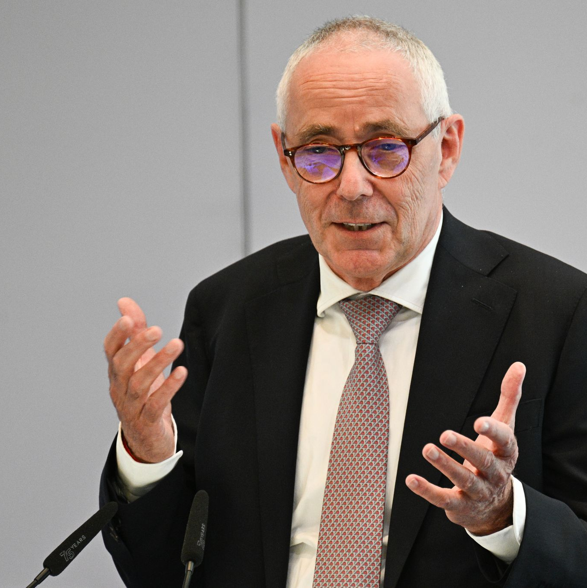 Der DIHK-Präsident Peter Adrian beklagt schlechte Bedingungen für Unternehmensgründerinnen und -gründer in Deutschland. - Foto: Sebastian Gollnow/dpa