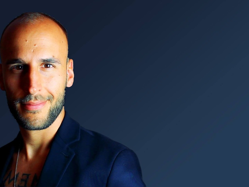 Nie wieder Friendzone: Flirt-Coach Andy Friday verrät, warum Frauen das Interesse verlieren - und wie man(n) das verhindert - Foto: presseportal.de