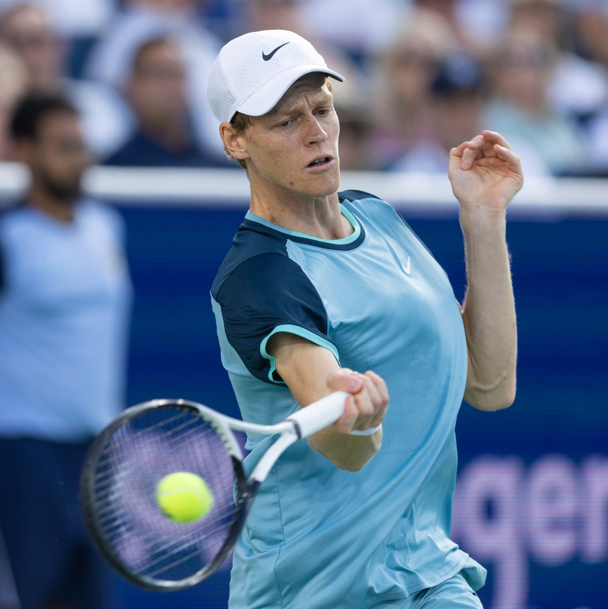 Jannik Sinner gewann zuletzt das Turnier in Cincinnati und steht nun bei den US Open durch den Freispruch nach zwei positiven Dopingtests im Fokus. - Foto: Wally Nell/ZUMA Press Wire/dpa