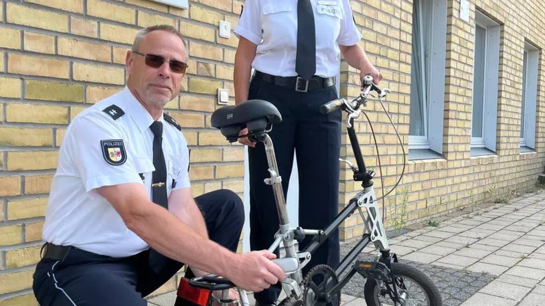 POL-HRO: Einladung zur Verkehrskontrollaktion des Präventionsbereichs der Polizeiinspektion Rostock und der Verkehrswacht Tessin zum Thema: Sicher mit dem Rad unterwegs - Bild: presseportal.de