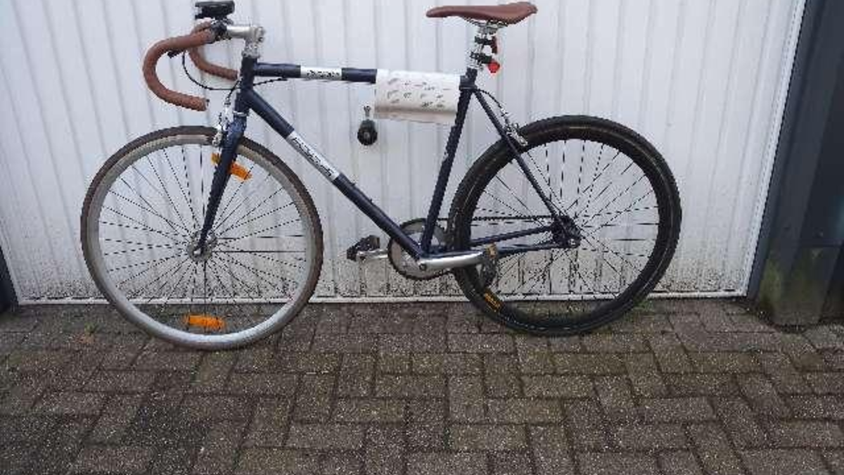 POL-STD: Polizei Buxtehude stellt Fahrrad sicher und sucht rechtmäßigen Eigentümer - Berichtigung - Foto: presseportal.de