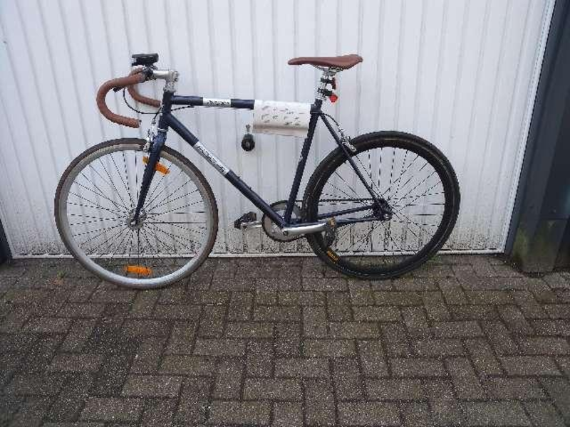 POL-STD: Polizei Buxtehude stellt Fahrrad sicher und sucht rechtmäßigen Eigentümer - Berichtigung - Foto: presseportal.de