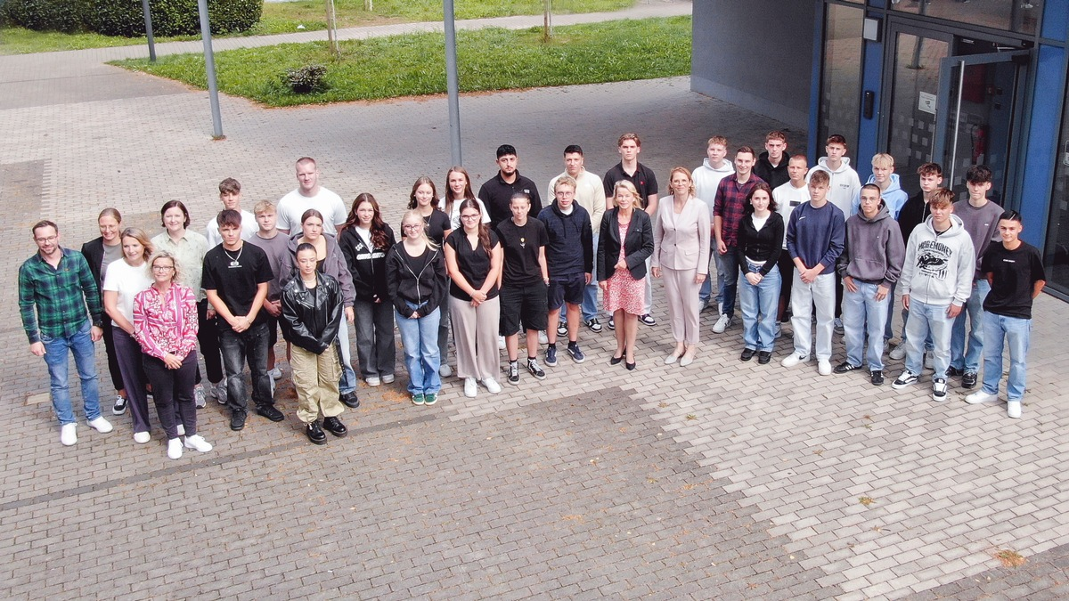 POL-RE: Kreis Recklinghausen/Recklinghausen/Bottrop: Der dritte Jahrgang 