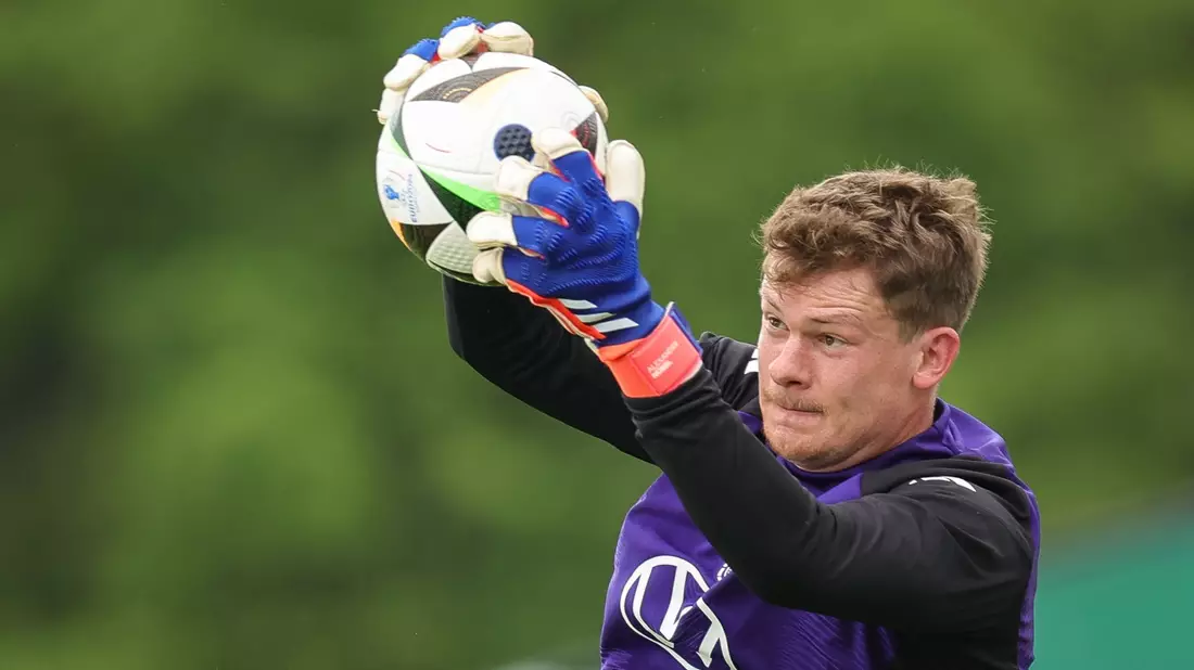 Alexander Nübel trainierte bereits mit dem DFB-Team- - Bild: Christian Charisius/dpa