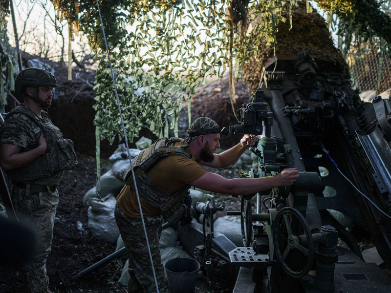 Schwere Kämpfe in der Ostukraine dauern an. (Archivbild) - Foto: Evgeniy Maloletka/AP/dpa