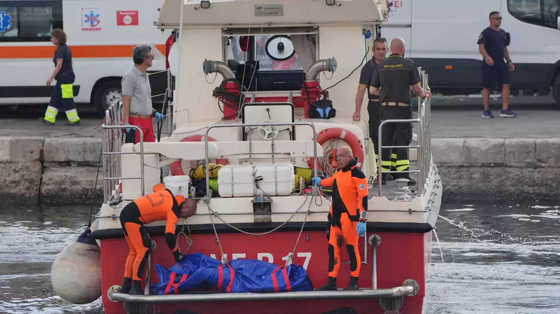 Die Luxusjacht «Baynesian» wird nach dem Untergang mit sieben Todesopfern vor Sizilien nun geborgen. (Archivbild) - Bild: Jonathan Brady/PA Wire/dpa