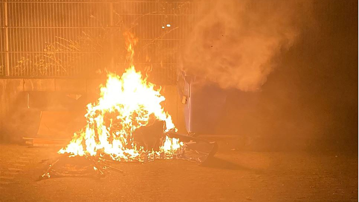 POL-ME: Mehrere Mülltonnen angezündet - die Polizei ermittelt - Hilden - 2408093 - Foto: presseportal.de
