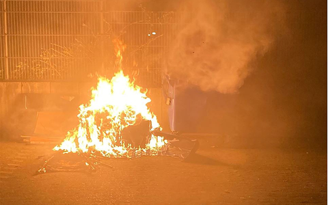 POL-ME: Mehrere Mülltonnen angezündet - die Polizei ermittelt - Hilden - 2408093 - Foto: presseportal.de