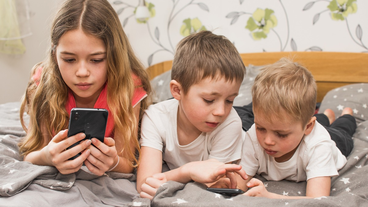Mediensicher in die Schule! / Neues klicksafe-Materialpaket zum Schulstart 2024 - Foto: presseportal.de