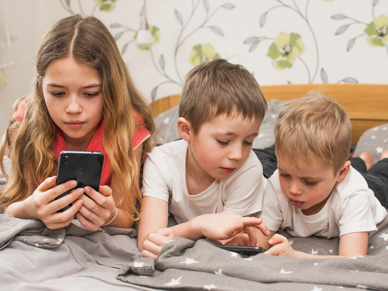 Mediensicher in die Schule! / Neues klicksafe-Materialpaket zum Schulstart 2024 - Foto: presseportal.de