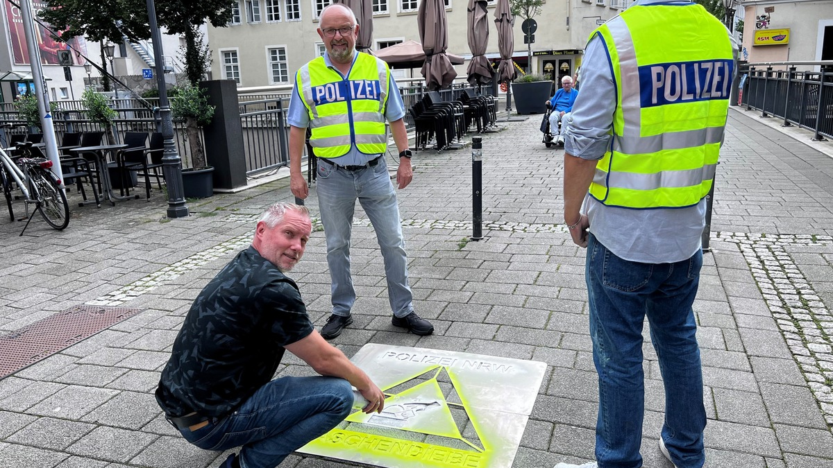 POL-HF: Achtung Taschendiebstahl - Polizei warnt vor Trickdieben - Sprühaktion in der Innenstadt - bitte kreisweit veröffentlichen - Foto: presseportal.de