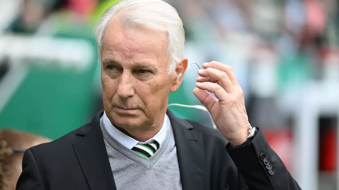 Präsident Bonhof freut sich auf das Auftaktspiel - Bild: Carmen Jaspersen/dpa