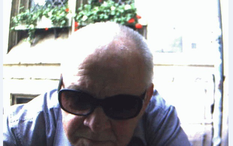 LPI-EF: Öffentlichkeitsfahndung nach Diebstahl einer Geldbörse - Foto: presseportal.de