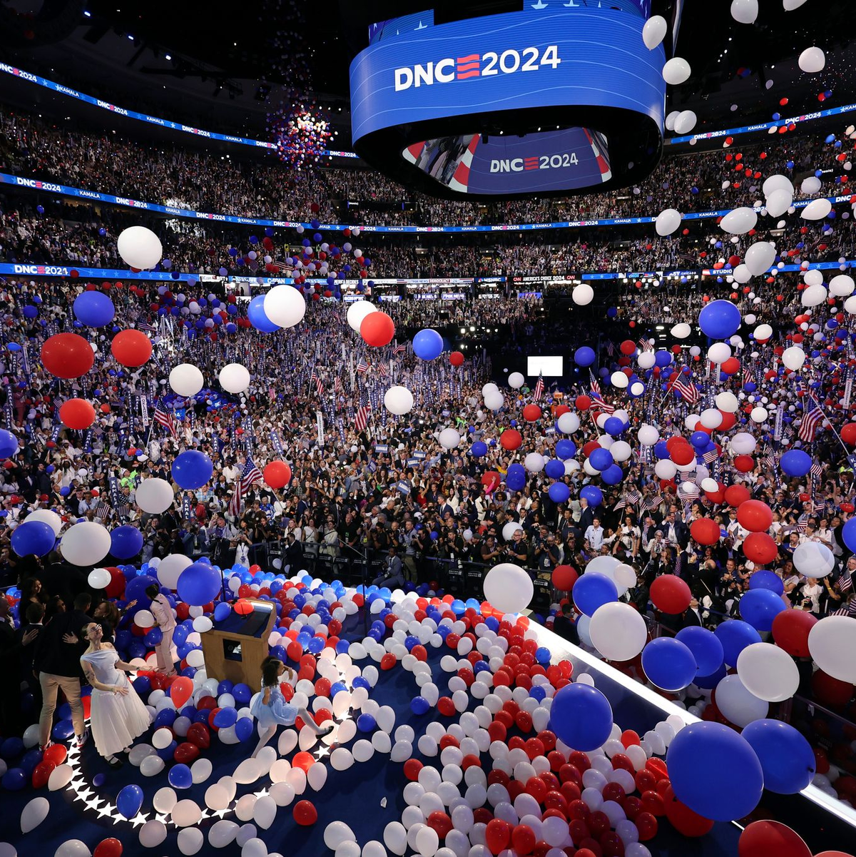 Demnächst muss sich Harris in Situationen bewähren, die nicht komplett inszeniert sind wie der Parteitag. - Foto: Mike Segar/Pool Reuters/AP/dpa