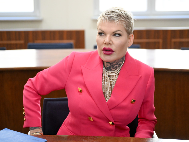 SchlagersĂ€ngerin Melanie MĂŒller steht vor Gericht - nun wird das Urteil erwartet. (Archivbild) - Foto: Hendrik Schmidt/dpa