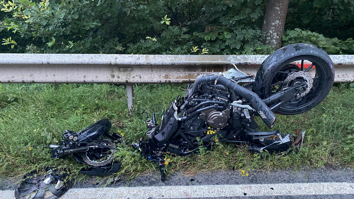 POL-PDKL: Motorradfahrer bei Unfall schwerverletzt - Foto: presseportal.de