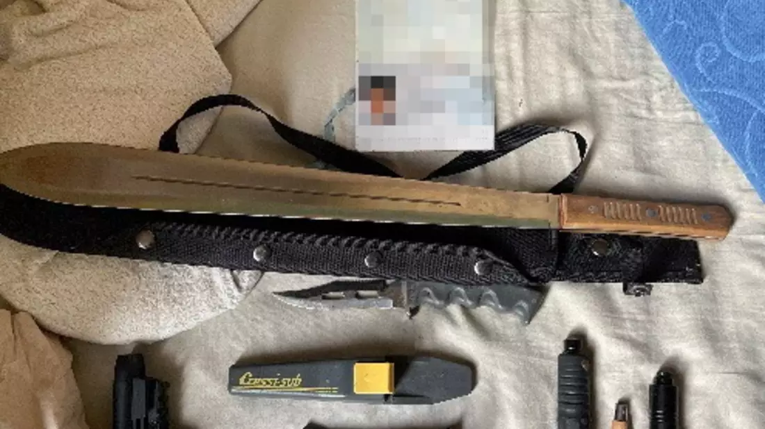 POL-F: 240824 - 0834 Frankfurt: Festnahme eines jungen Betäubungsmittelhändlers - Bild: presseportal.de