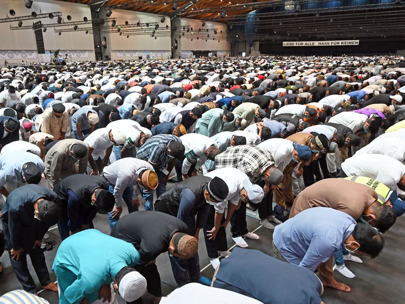 Jährlich treffen sich die Mitglieder der Gemeinde zur Friedenskonferenz. (Archivbild) - Foto: Uli Deck/dpa