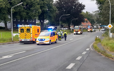 FW-EN: Verkehrsunfall Hattinger Str. / Gevelsberger Str. - Foto: presseportal.de