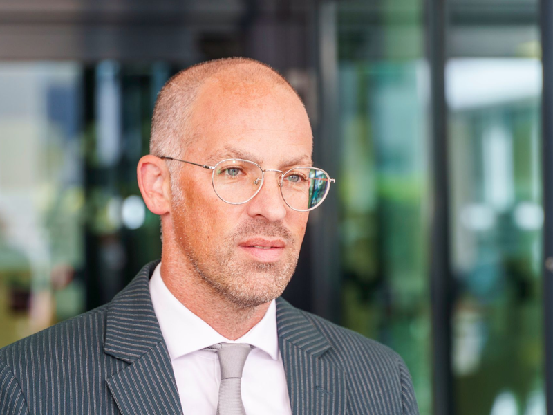 Im August soll ein 54 Jahre alter Mann einen 27-JÀhrigen mitten im Hauptbahnhof getötet haben. (Archivbild) - Foto: Andreas Arnold/dpa