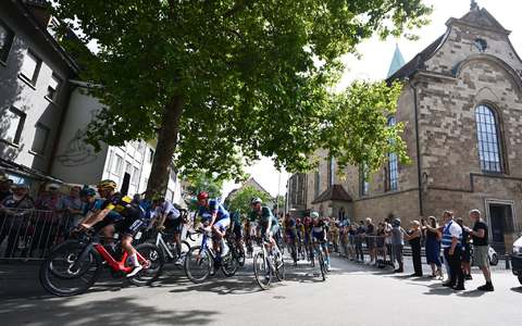 Der Däne Mads Pedersen gewinnt die Deutschland Tour. - Foto: Bernd Weißbrod/dpa