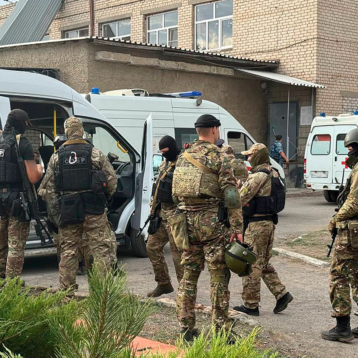 Bei dem Gefangenenaufstand kam es zu mehreren Toten und Verletzten. - Foto: Uncredited/Russian Rosguardia (National Guard) Telegram Channel/AP/dpa