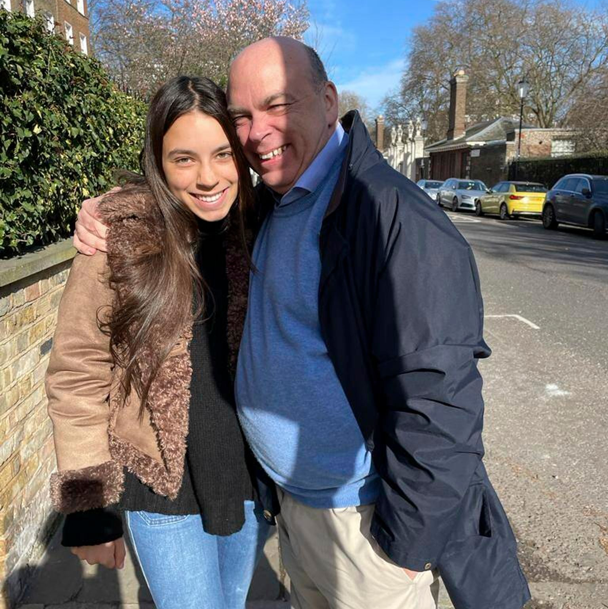 Der britische Milliardär Mike Lynch und seine Tochter Hannah, die beim Untergang der «Bayesian» ums Leben kamen. (Archivbild) - Foto: Uncredited/Lynch family via TANCREDI/AP