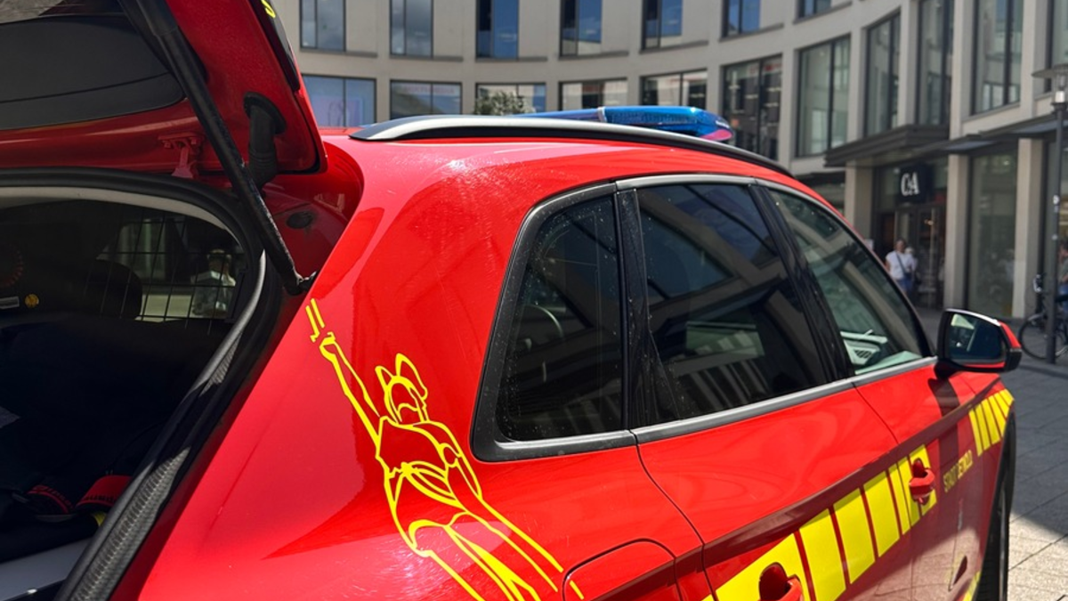 FW-DT: Feuer 2 - Kurzschluss in Elektroleitung - Foto: presseportal.de