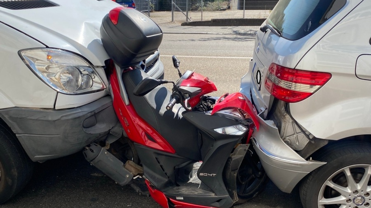 POL-PDNW: Auffahrunfall mit drei Verletzten - Foto: presseportal.de