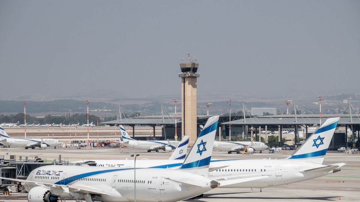 Der Flughafen Ben Gurion leitet einem Bericht zufolge Flüge wegen der Sicherheitslage um. (Archivbild) - Foto: Nir Alon/ZUMA Wire/dpa