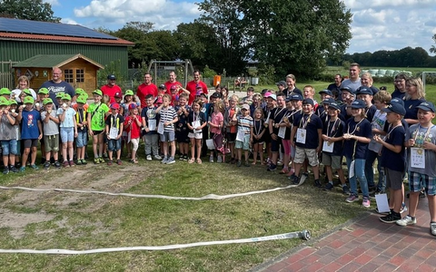 FW-OLL: Kreiskinderfeuerwehrtag in der Gemeinde Ganderkesee - Ein voller Erfolg in Bergedorf (Korrektur Namen) - Foto: presseportal.de