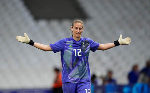 Olympia-Heldin der DFB-Frauen:  Ann-Katrin Berger - Foto: Julio Cortez/AP