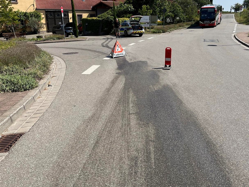 POL-PDLD: Rutschgefahr durch Diesel - Foto: presseportal.de