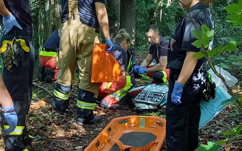 FW-EN: Patientenrettung aus unwegsamen Gelände in Ostende - Sieben Einsätze wieder einmal am Wochenende - Foto: presseportal.de