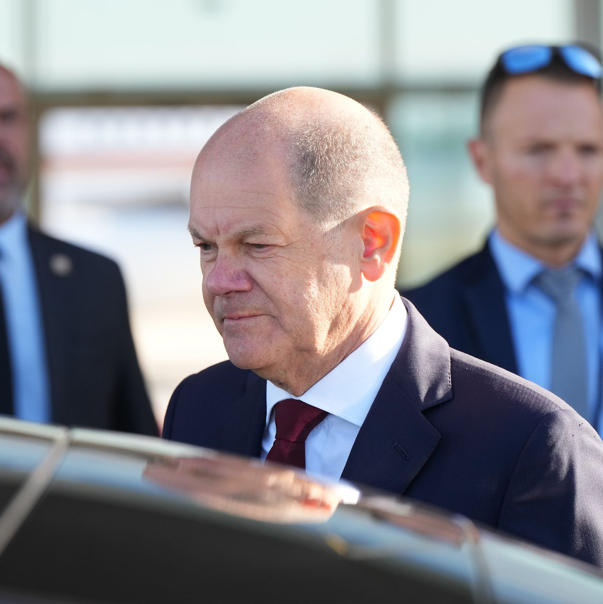 Bundeskanzler Scholz hat  eine harte Strafe für den Täter gefordert und der Stadt Hilfe zugesagt. - Foto: Soeren Stache/dpa