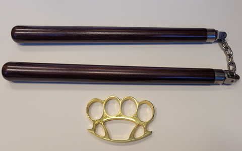 BPOL-HH: (FOTO) Bundespolizei am Hamburg Airport: Schlagring und Nunchaku im Gepäck? Strafanzeige! - Foto: presseportal.de